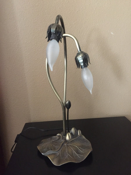 Tiffany Style Lily Pad Desk Accent Lamp