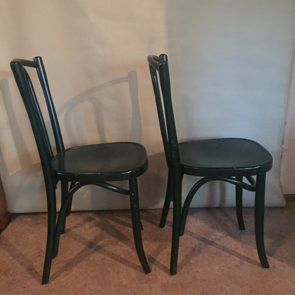 Set of 2 Antique Bentwood Chairs in the style of Michael Thonet 1900's