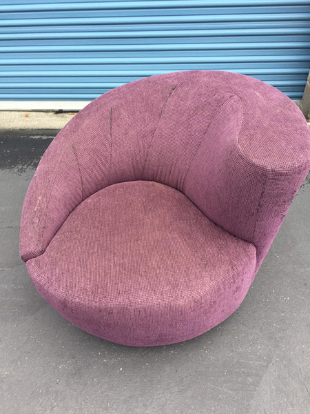 Mid Century Nautilus Swivel Chair by GuildCraft - in the manner of Vladimir Kagan