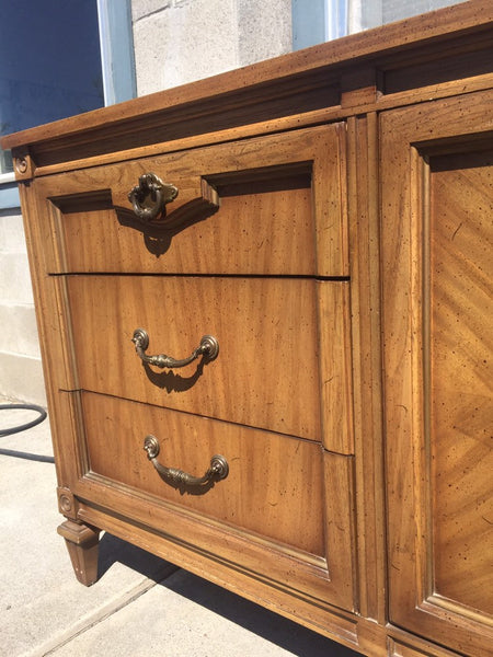 Vintage American of Martinsville Provincial Style Chest of Drawers Dresser Credenza