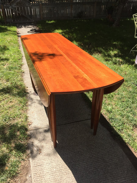 Mid-Century Willett Transitional Cherry Gateleg Dining Table