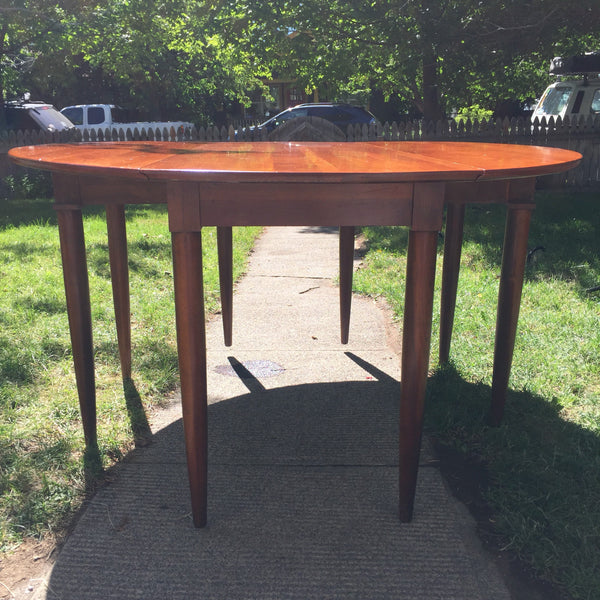 Mid-Century Willett Transitional Cherry Gateleg Dining Table