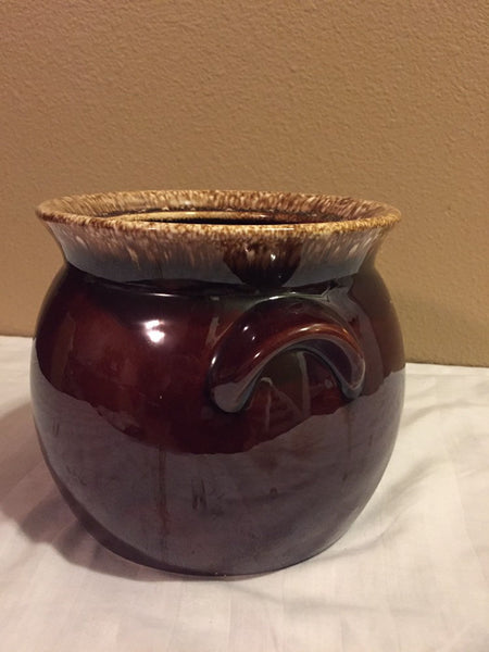 Hull Pottery Brown Drip USA Bean Pot ( no lid) Hull USA Ovenproof