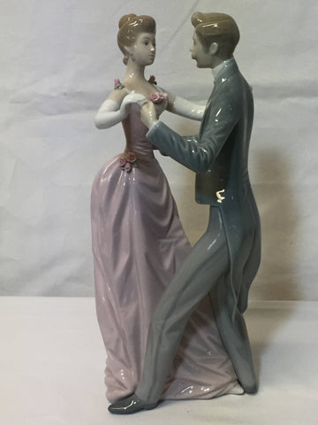 Lladro Anniversary Waltz  #1372