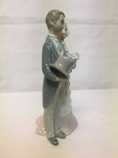 Lladro #4808 "Wedding Day" Bride and Groom