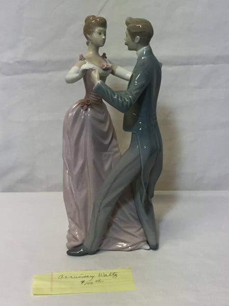 Lladro Anniversary Waltz  #1372