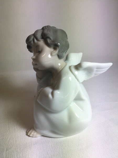 LLadro Angel Thinking #4539